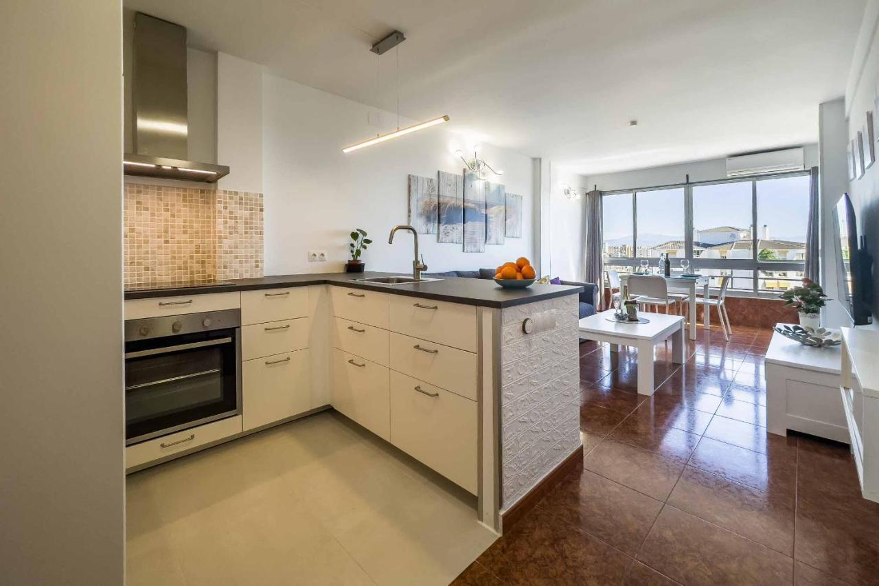 Apartamento Acogedor, Terraza, Piscina Y Mar เบนัลมาเดนา ภายนอก รูปภาพ