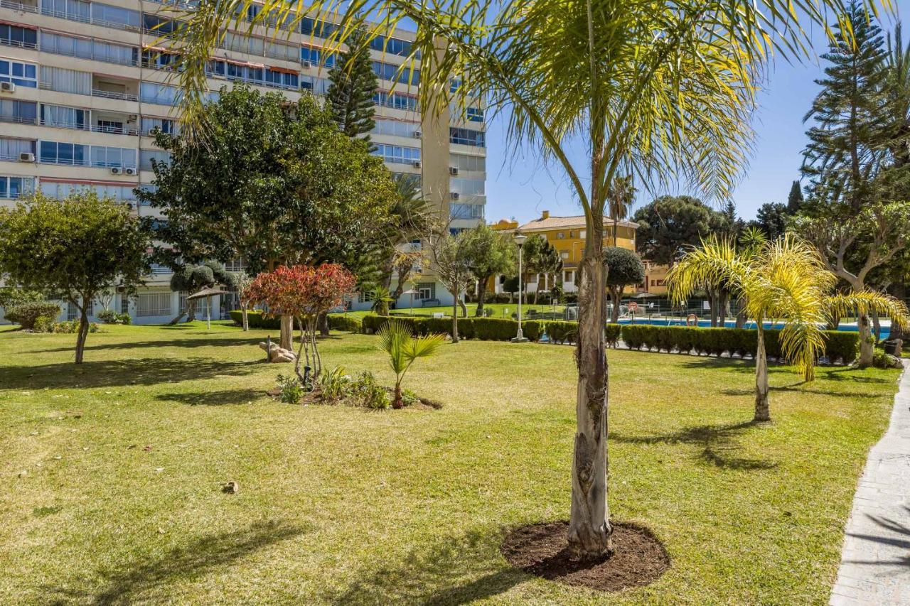 Apartamento Acogedor, Terraza, Piscina Y Mar เบนัลมาเดนา ภายนอก รูปภาพ