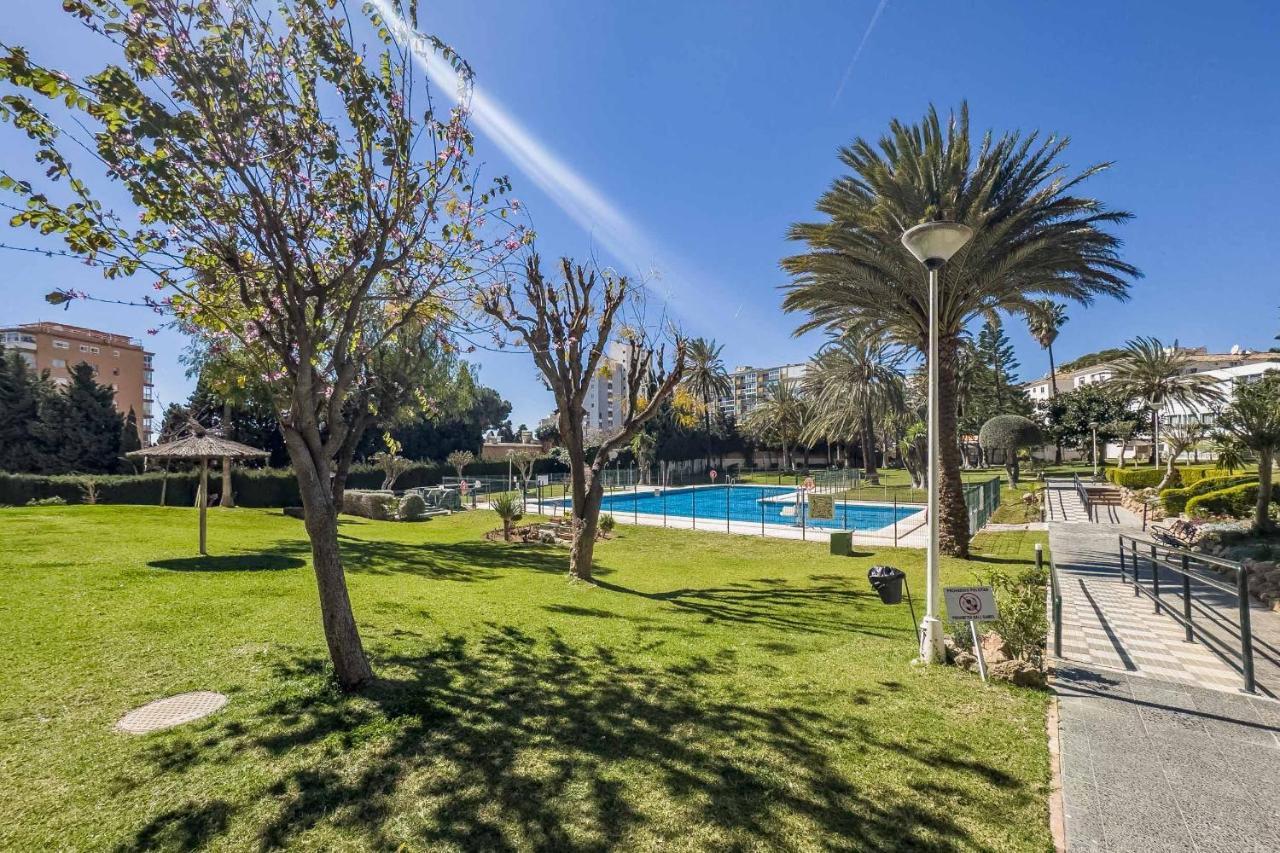 Apartamento Acogedor, Terraza, Piscina Y Mar เบนัลมาเดนา ภายนอก รูปภาพ